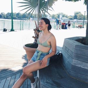 Meet your Posher, Adriana